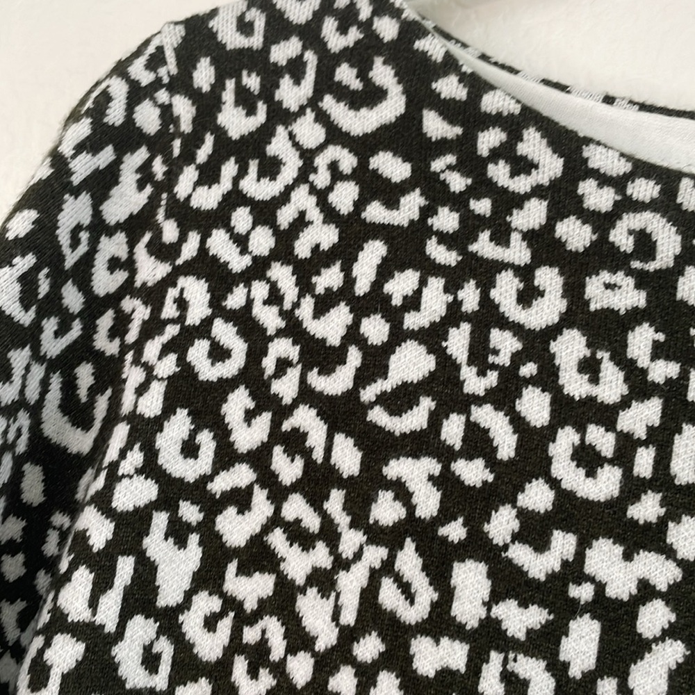 Cynthia Rowley Leopard Quarter Length Sleeve sweater 1X - Picture 3 of 6